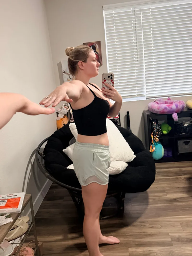 Amber before training at MVMT Fitness Club Scottsdale